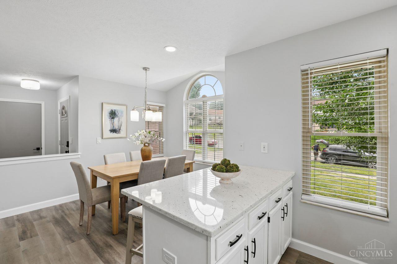 3072 Macintosh Lane