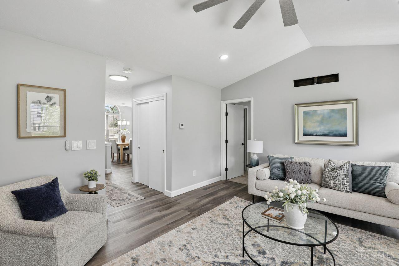 3072 Macintosh Lane