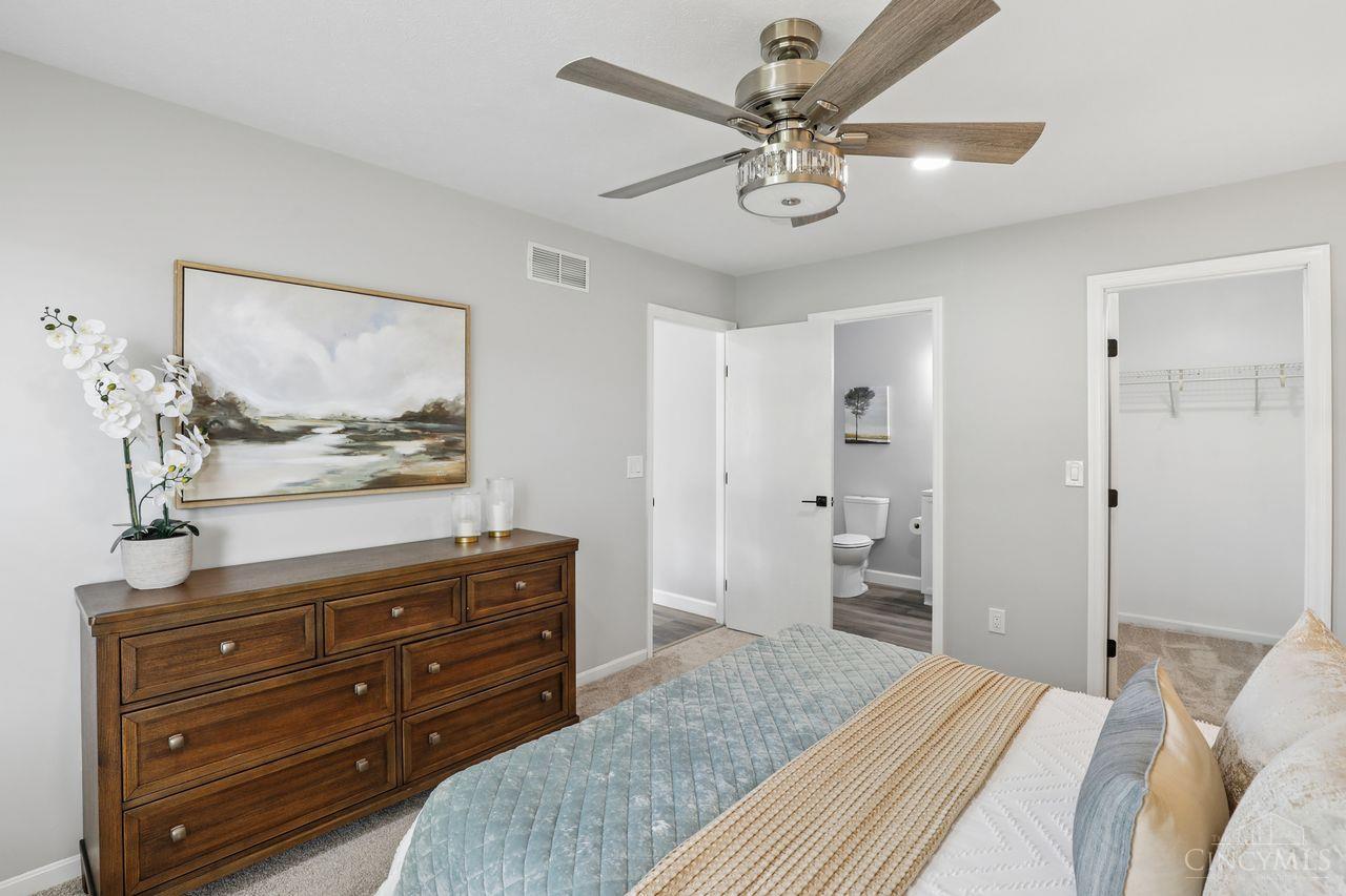 3072 Macintosh Lane