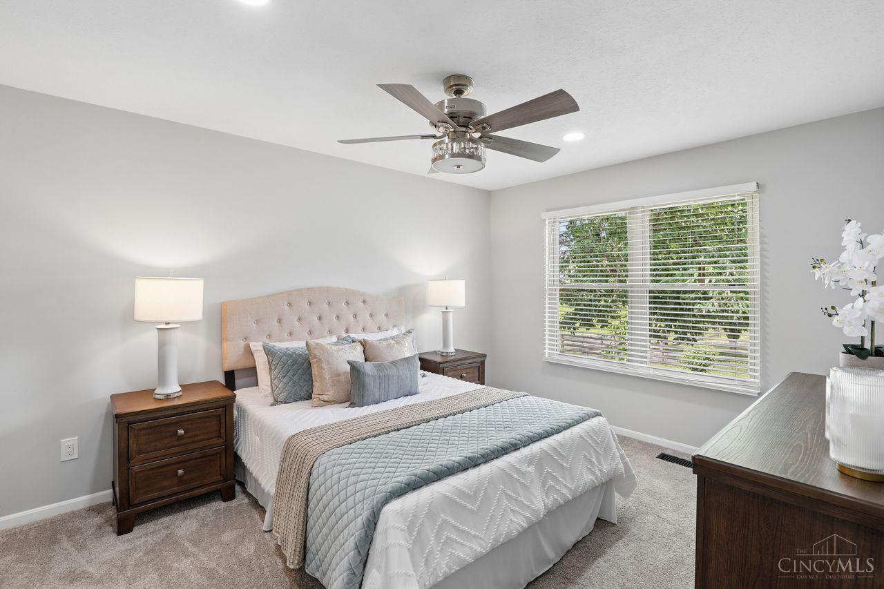 3072 Macintosh Lane