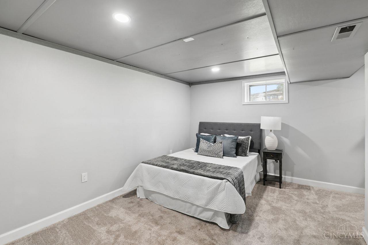 3072 Macintosh Lane