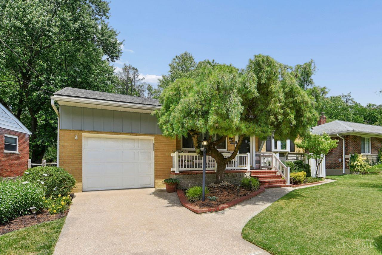5328 Cleander Drive