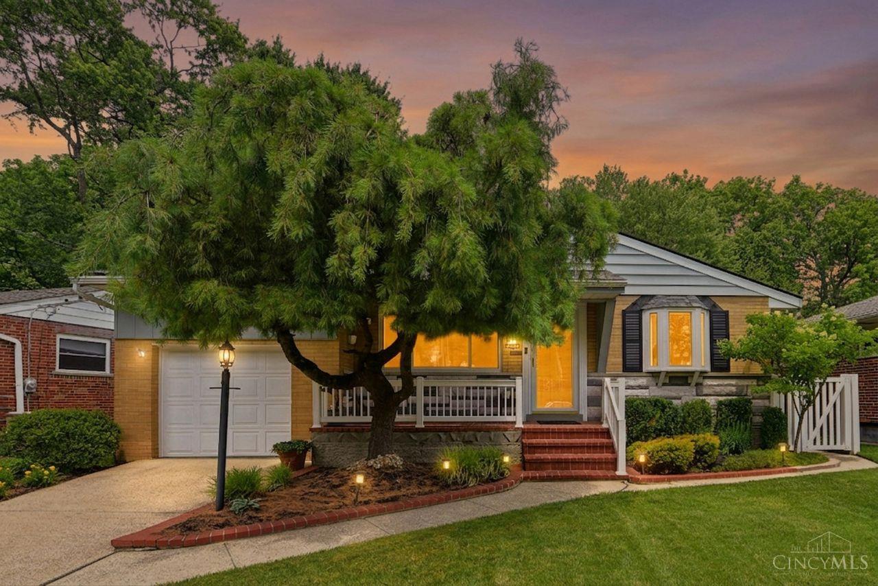 5328 Cleander Drive
