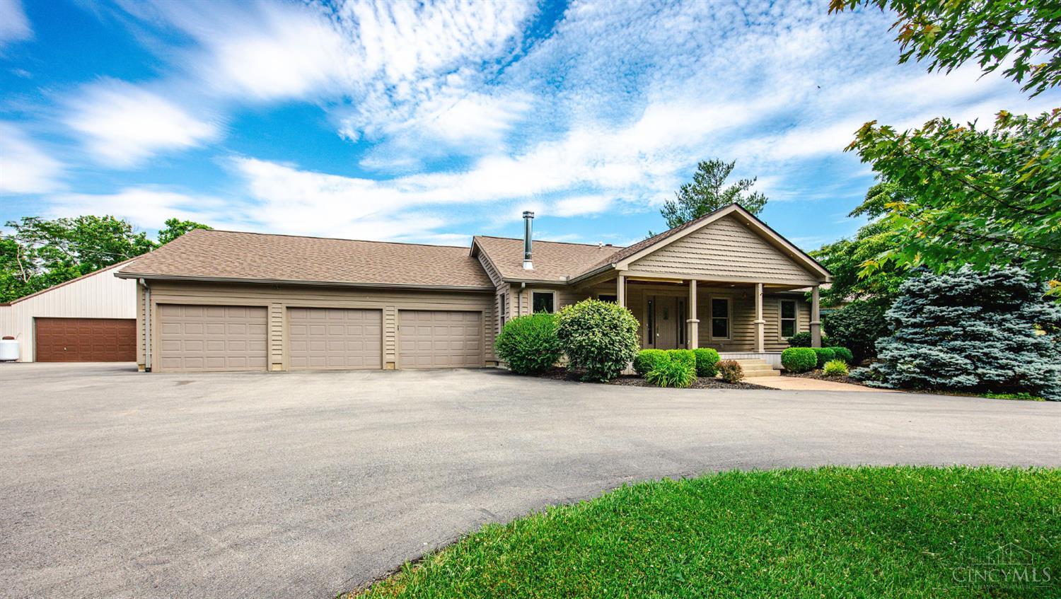 464 gates Road