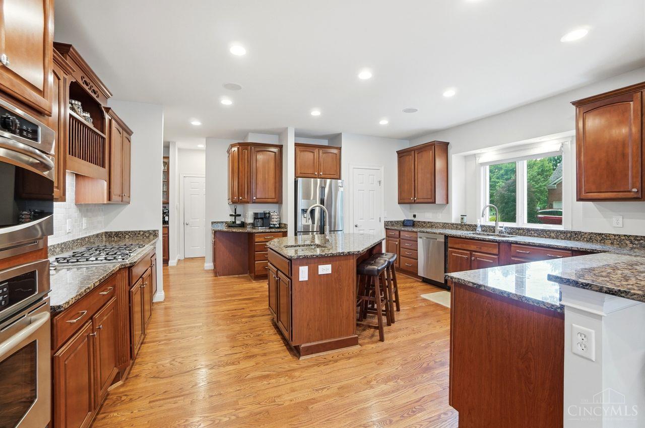 6547 Shady Oak Lane