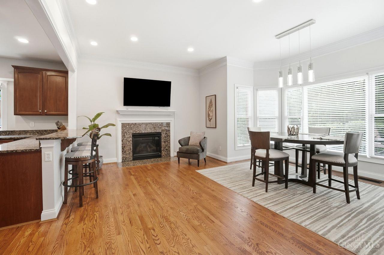 6547 Shady Oak Lane