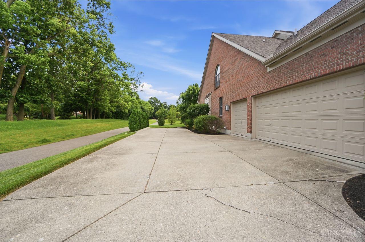 6547 Shady Oak Lane