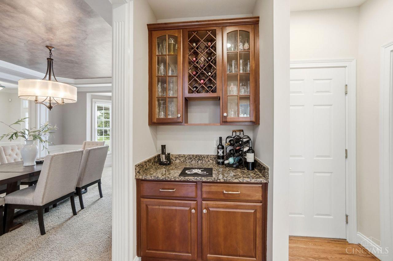 6547 Shady Oak Lane