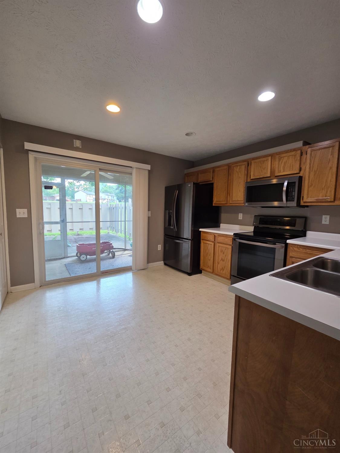 2405 Tarpon Bay Drive