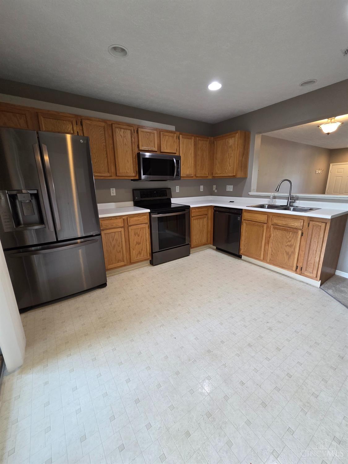 2405 Tarpon Bay Drive