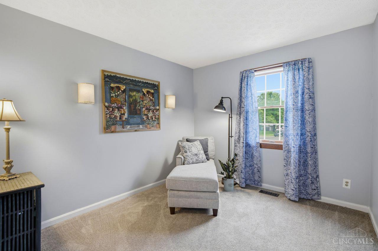 3276 Greenwich Drive