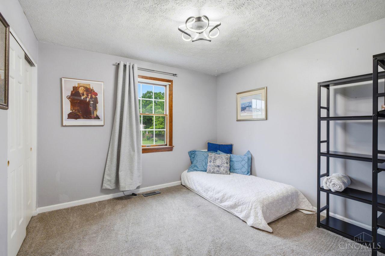 3276 Greenwich Drive