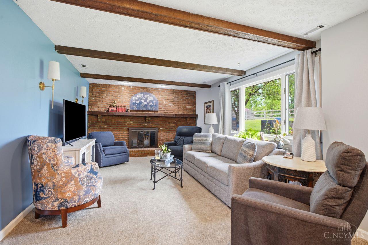 3276 Greenwich Drive