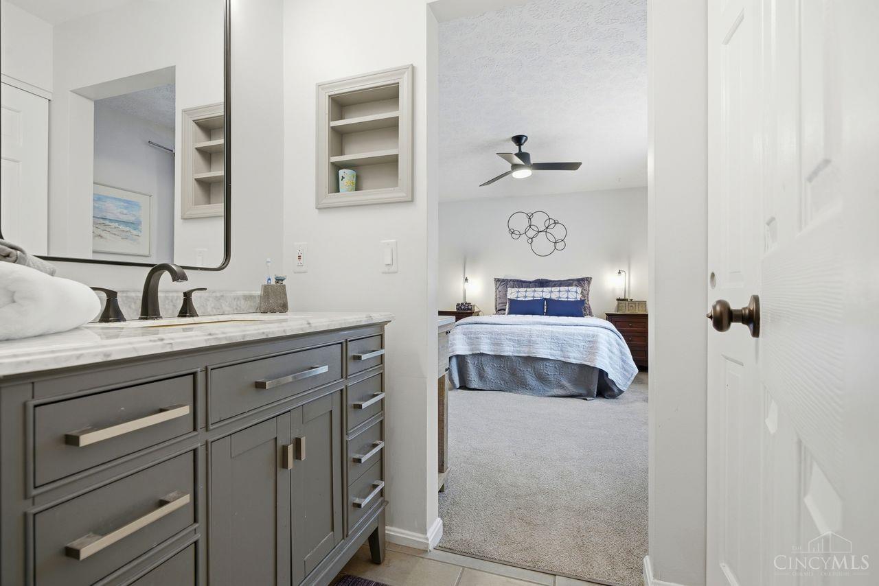 3276 Greenwich Drive