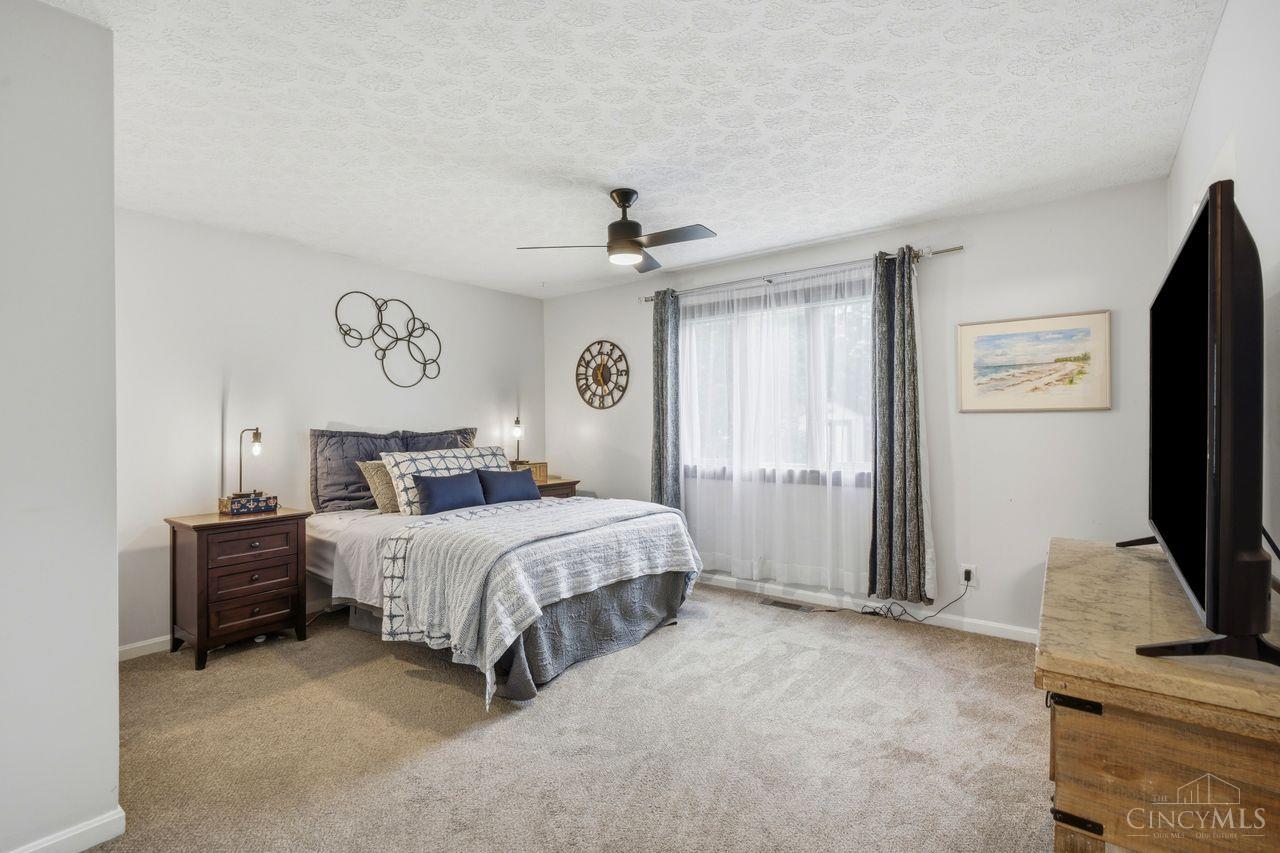 3276 Greenwich Drive