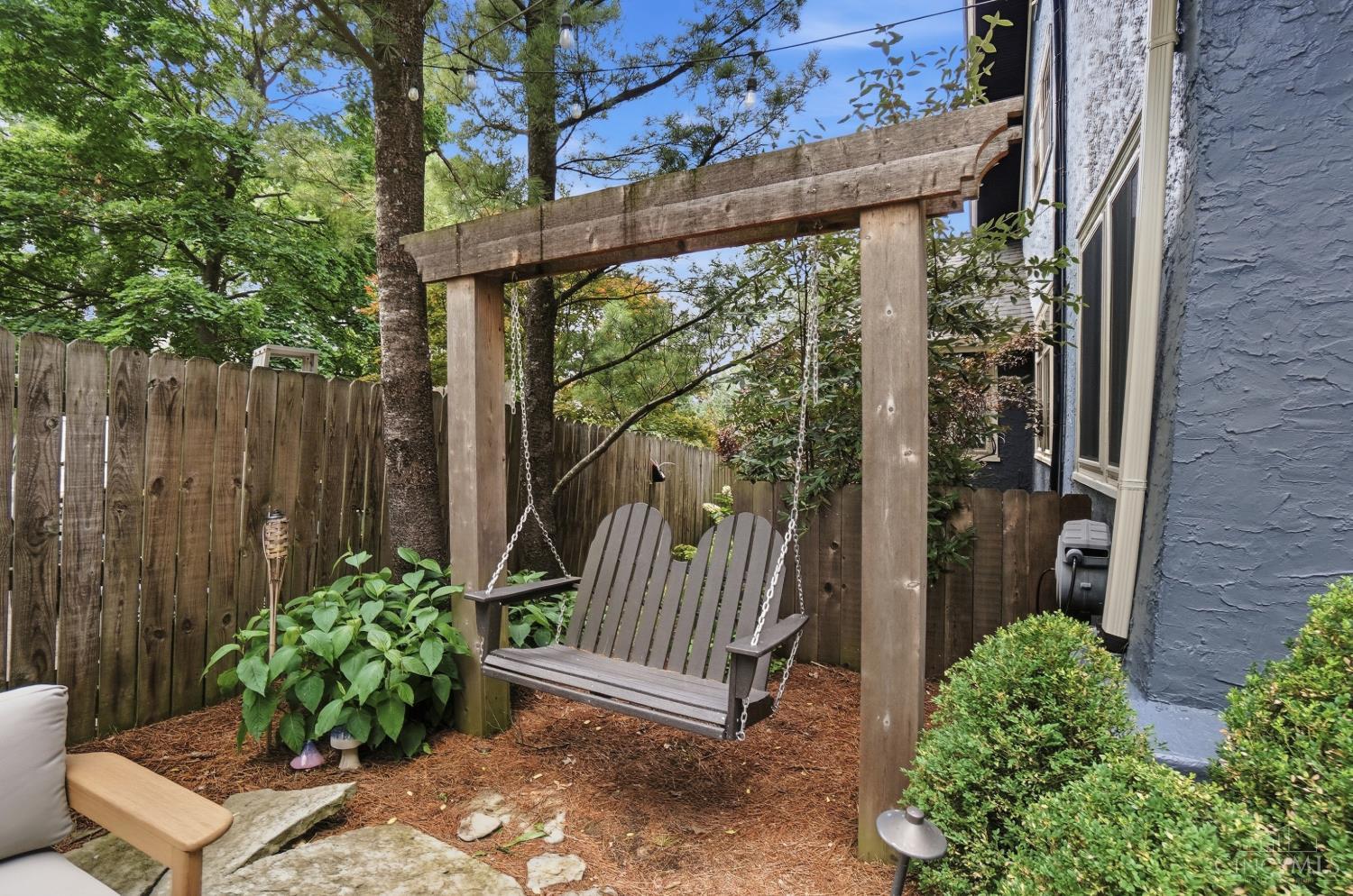 3428 Saint Johns Place
