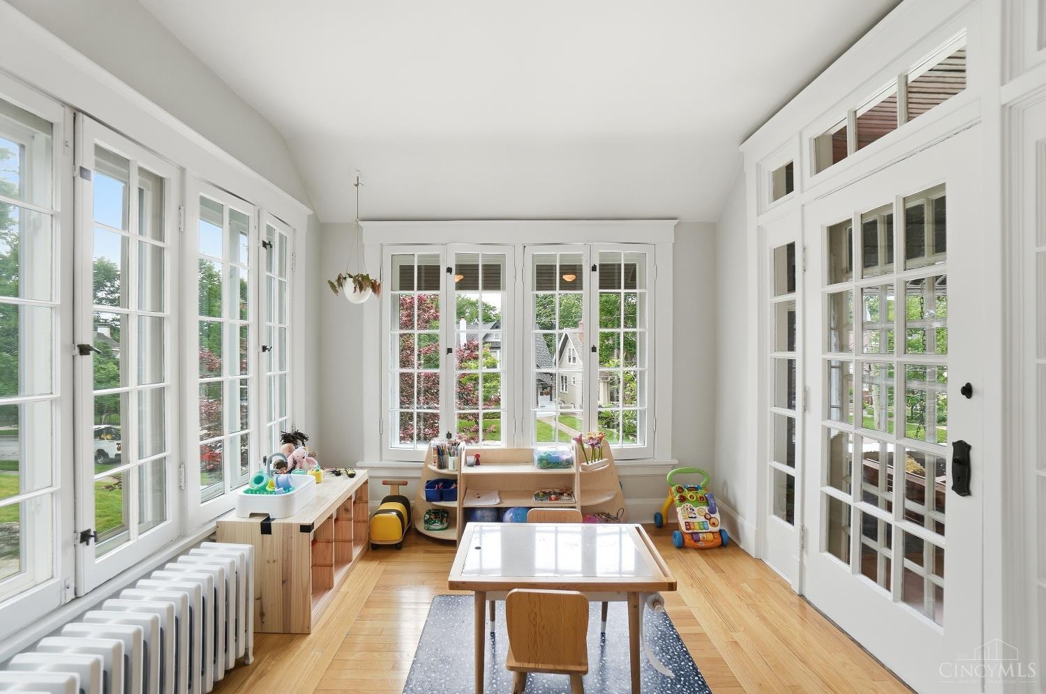 3428 Saint Johns Place