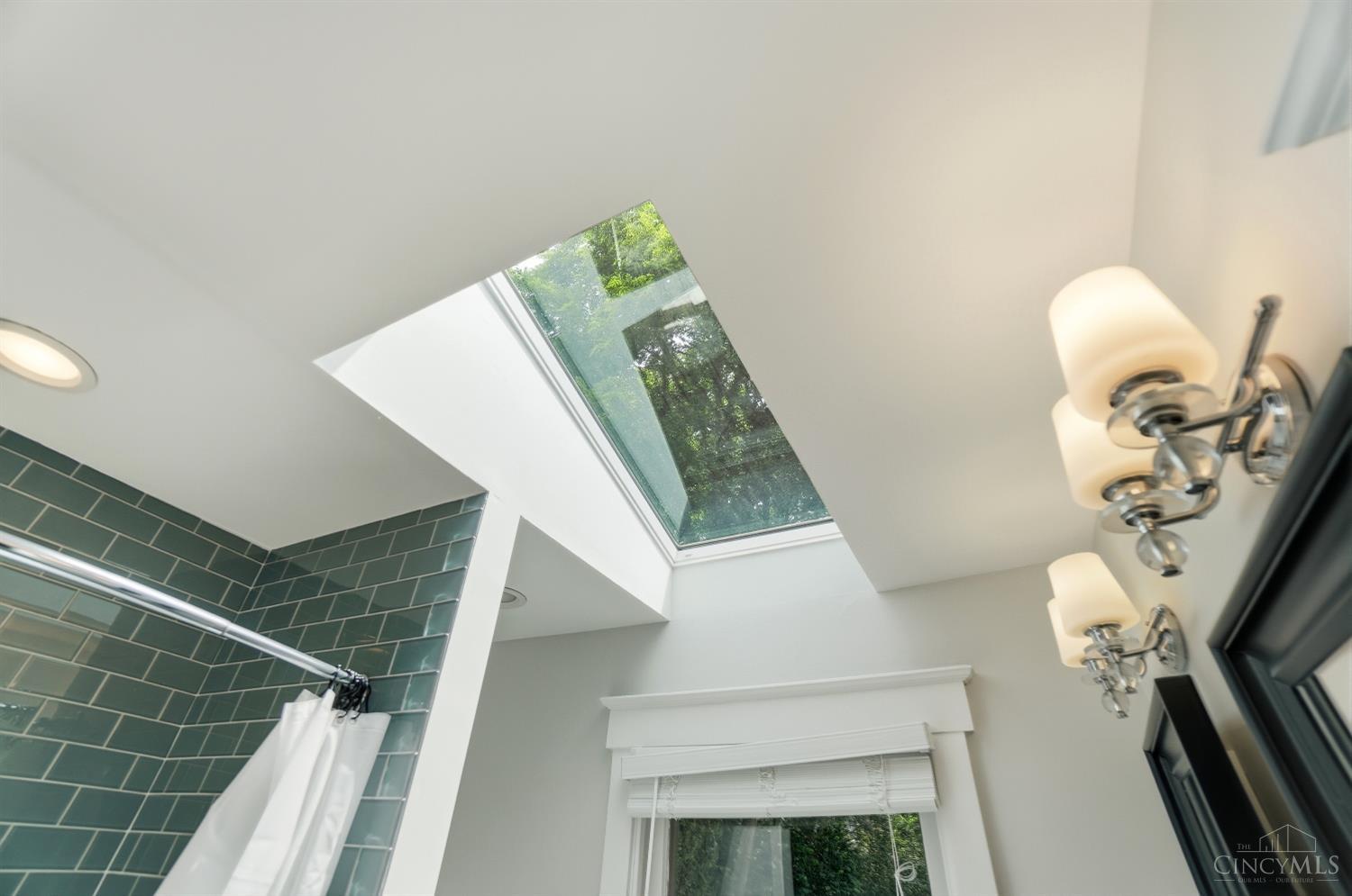 3428 Saint Johns Place