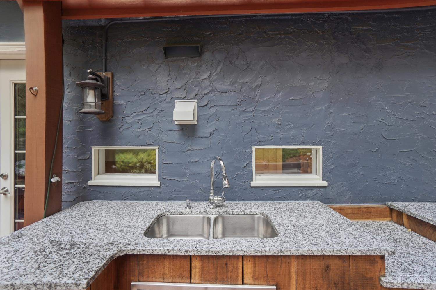 3428 Saint Johns Place