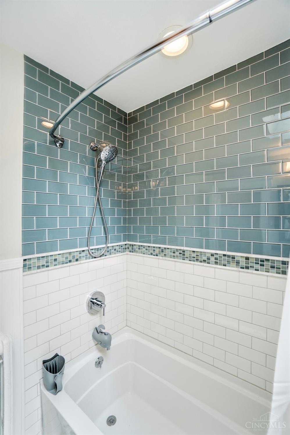 3428 Saint Johns Place