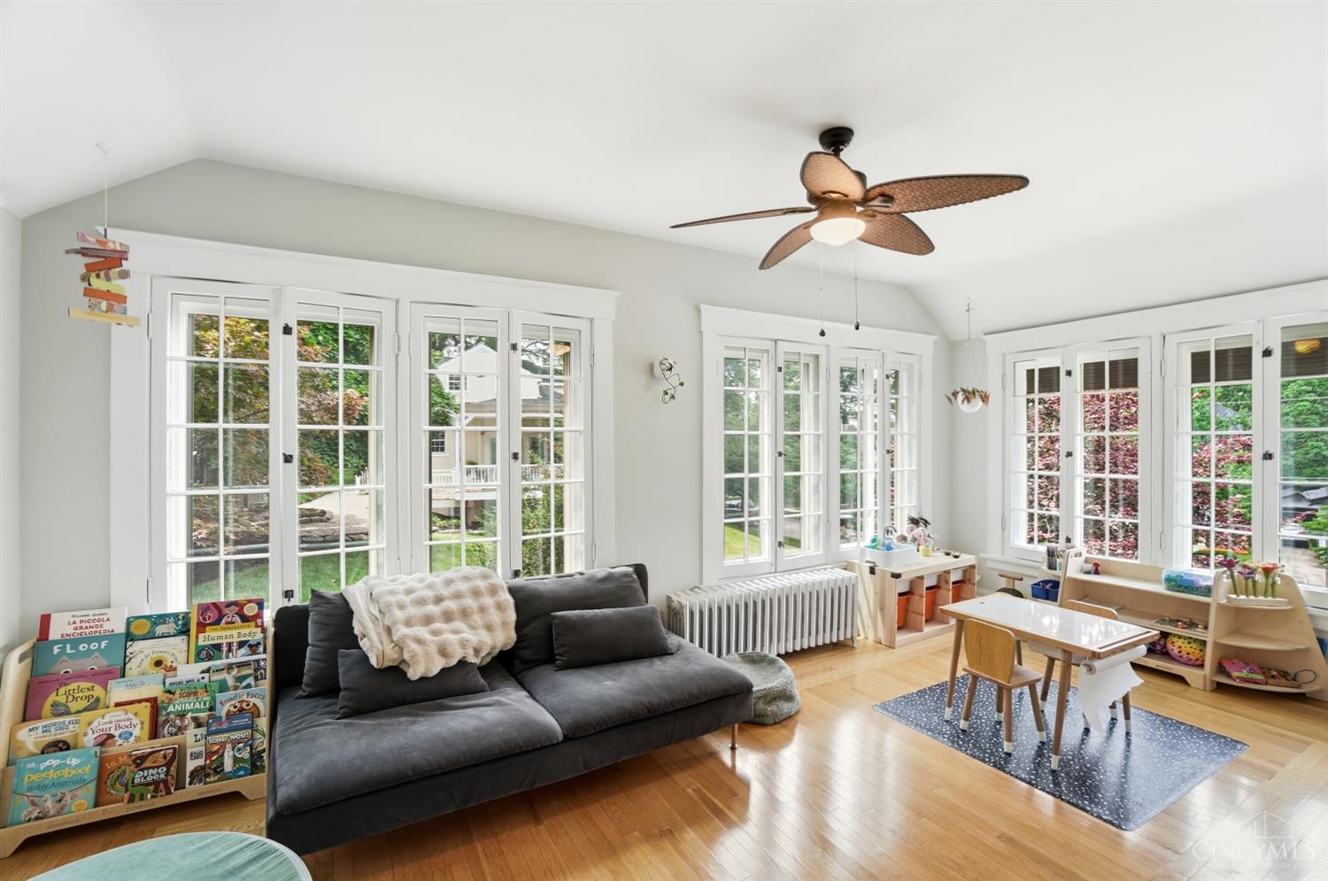 3428 Saint Johns Place
