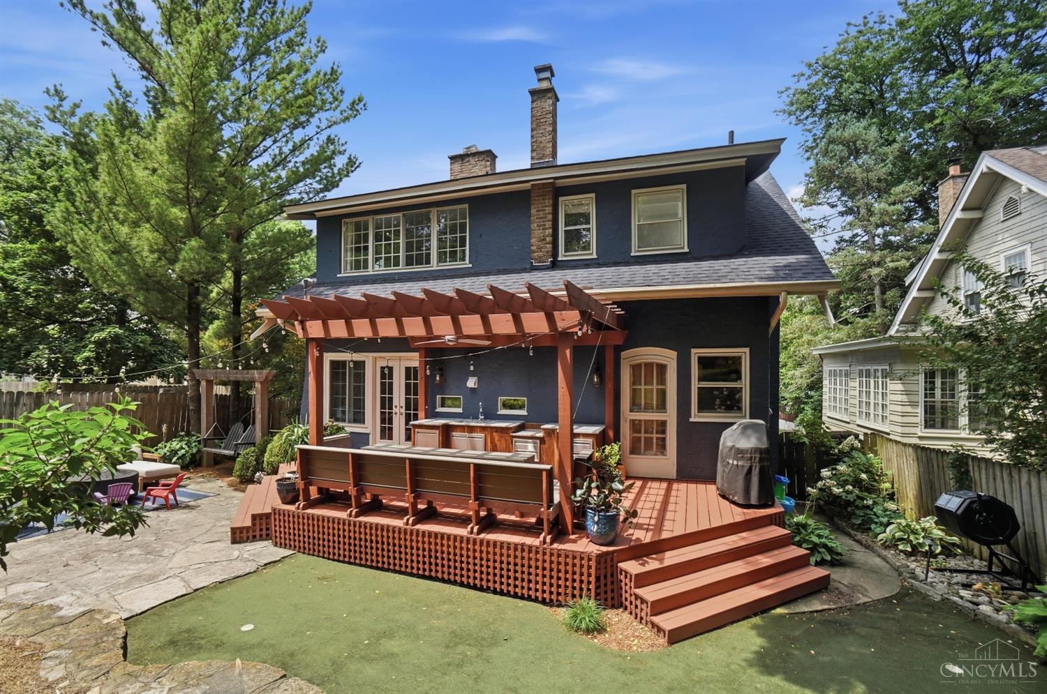 3428 Saint Johns Place