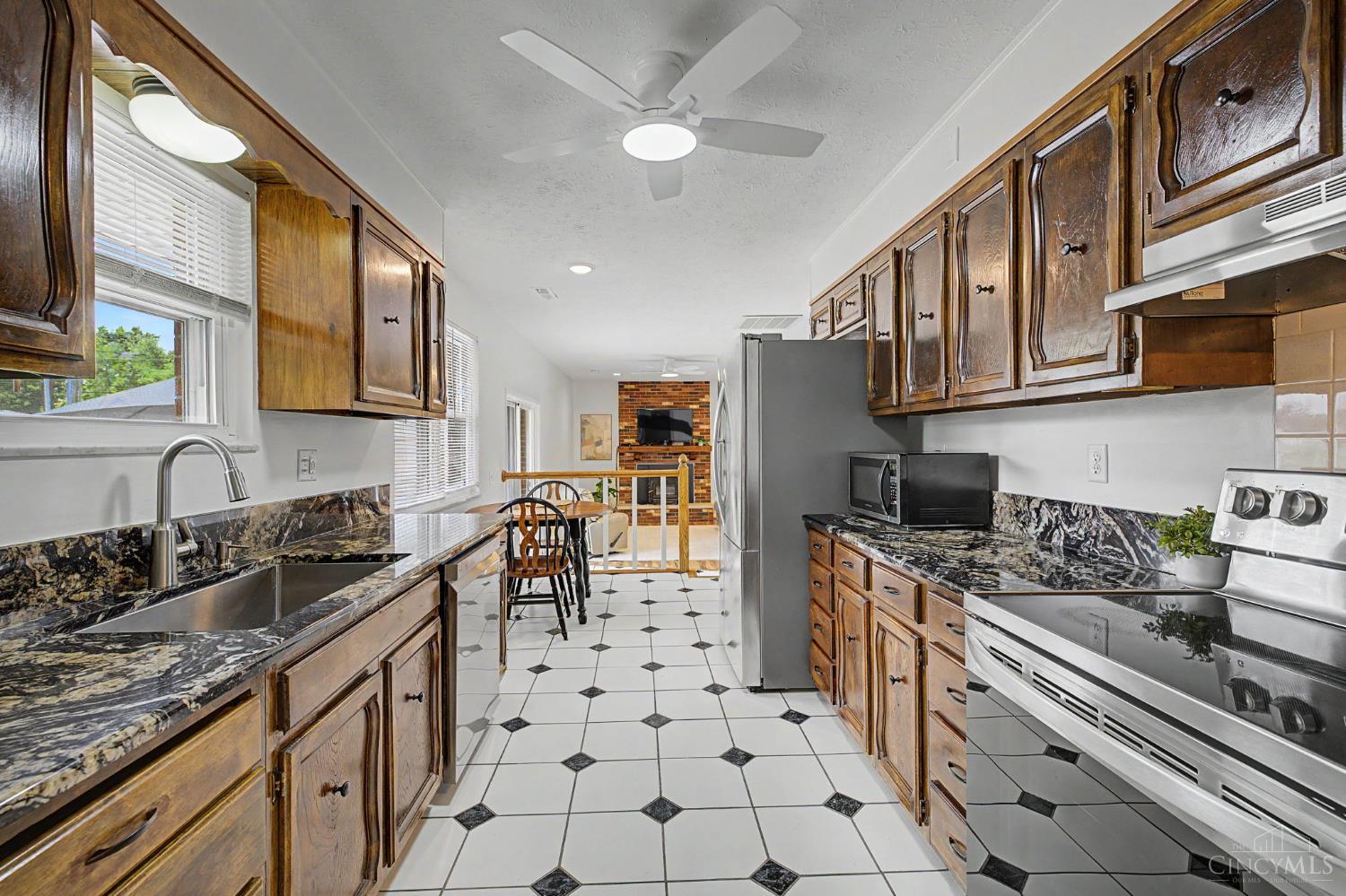 7463 Fairground Road