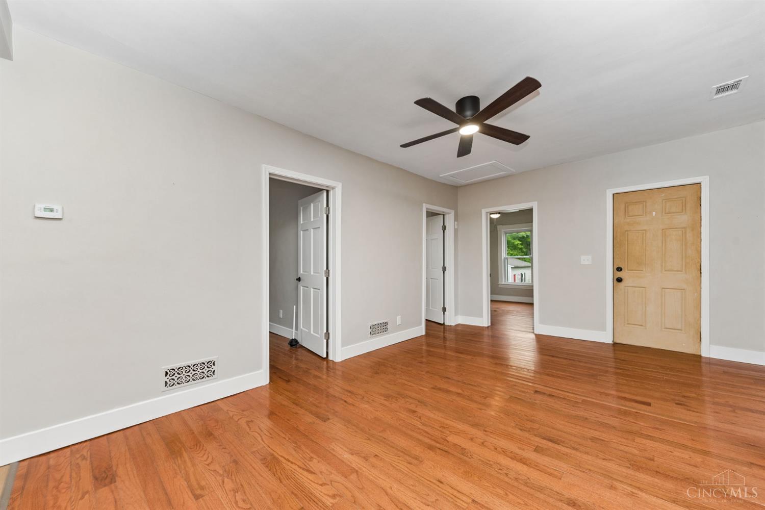 160 S 4th Street