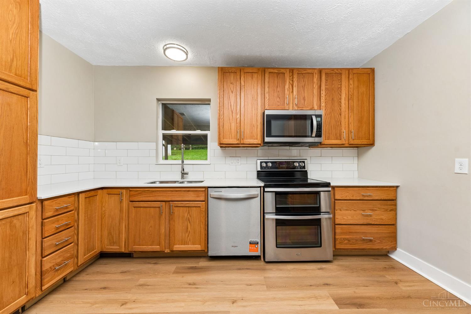 160 S 4th Street