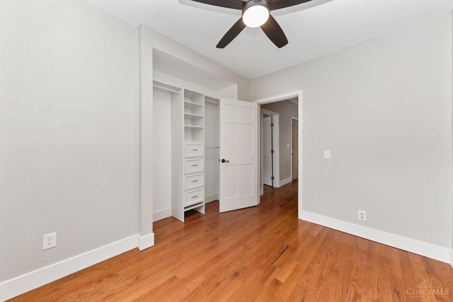 160 S 4th Street