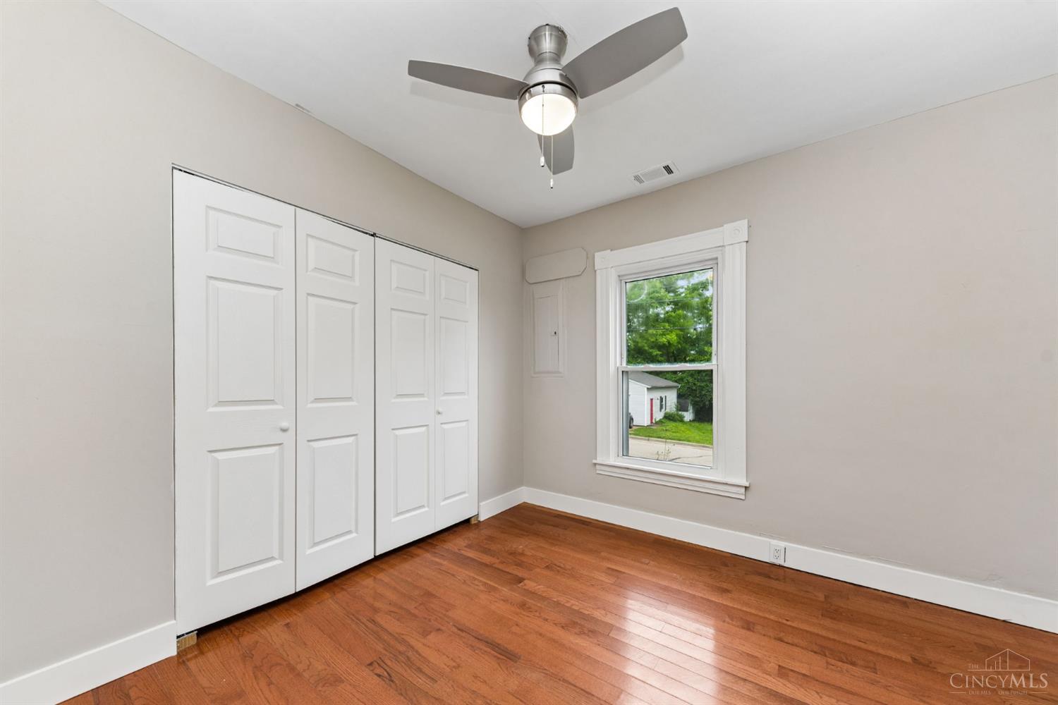 160 S 4th Street
