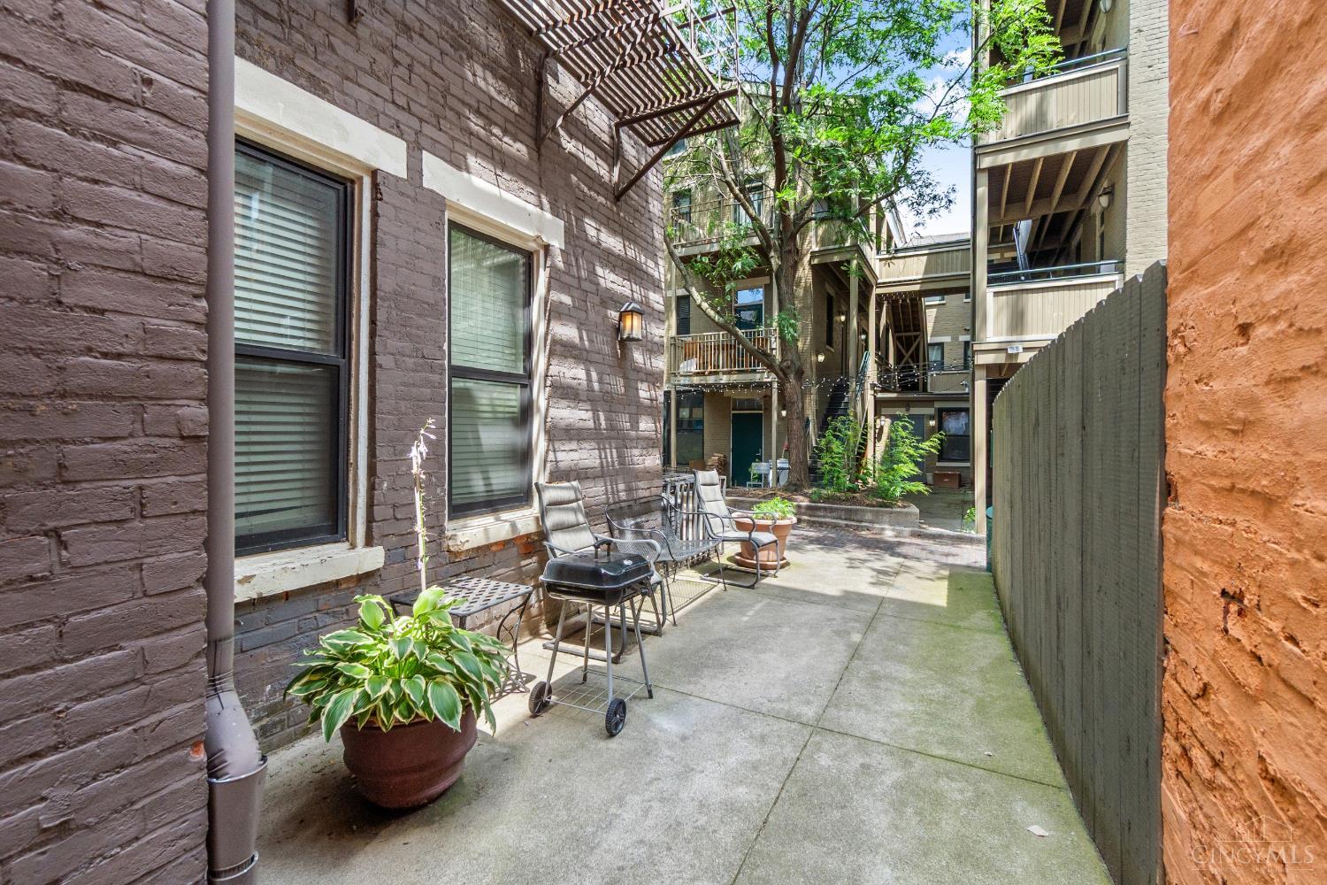 1406 Republic Street 302