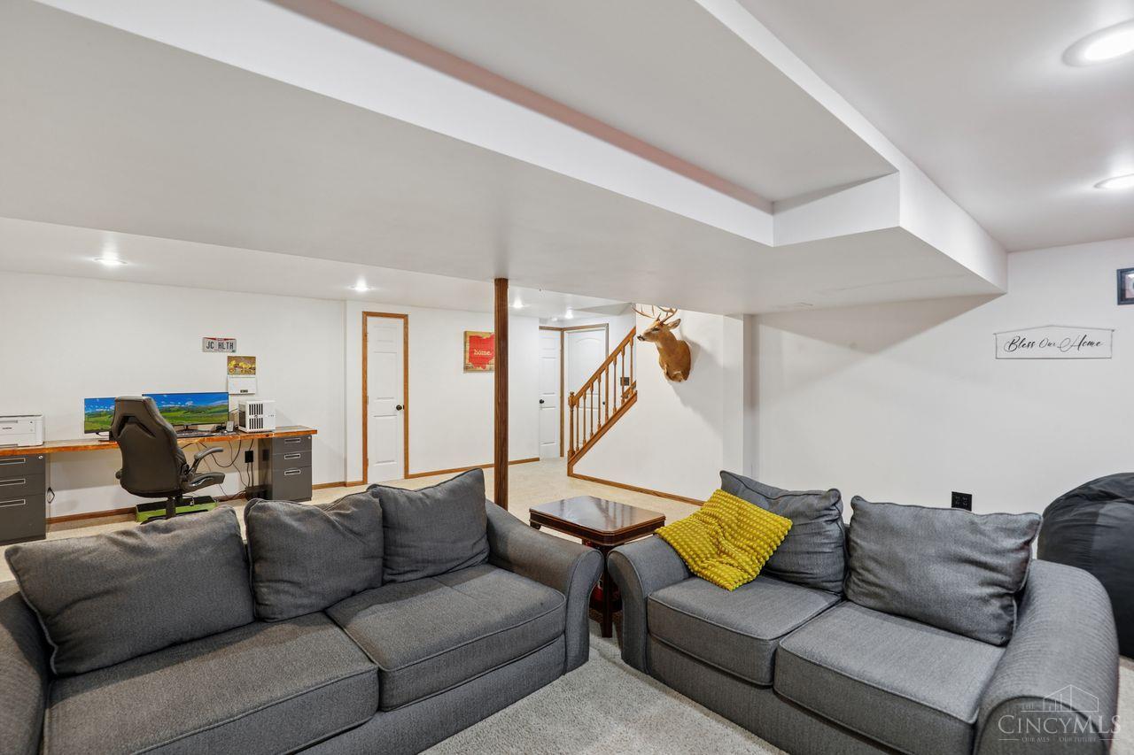 4510 Hutchinson Glen Drive