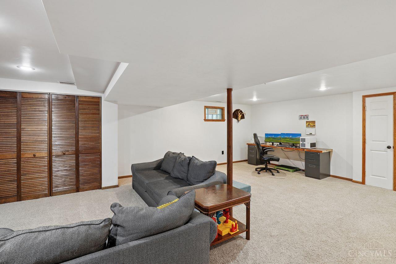 4510 Hutchinson Glen Drive