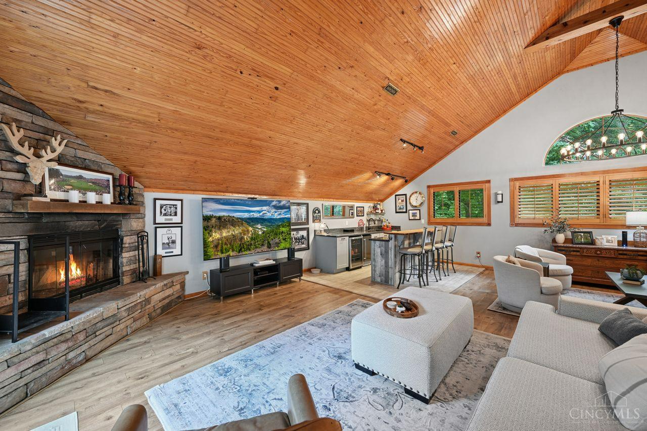 2958 Wooded Vista Court