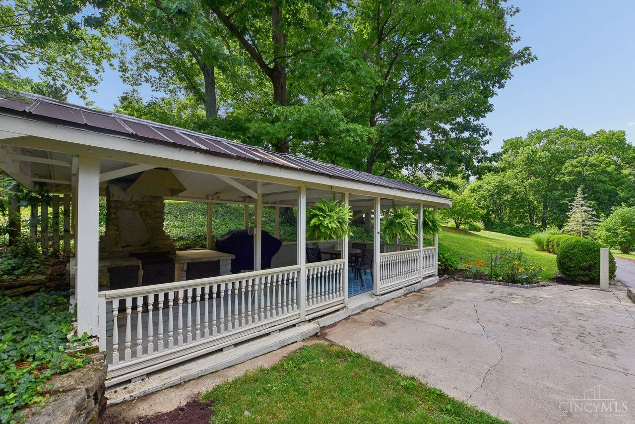 7121 Paddison Road