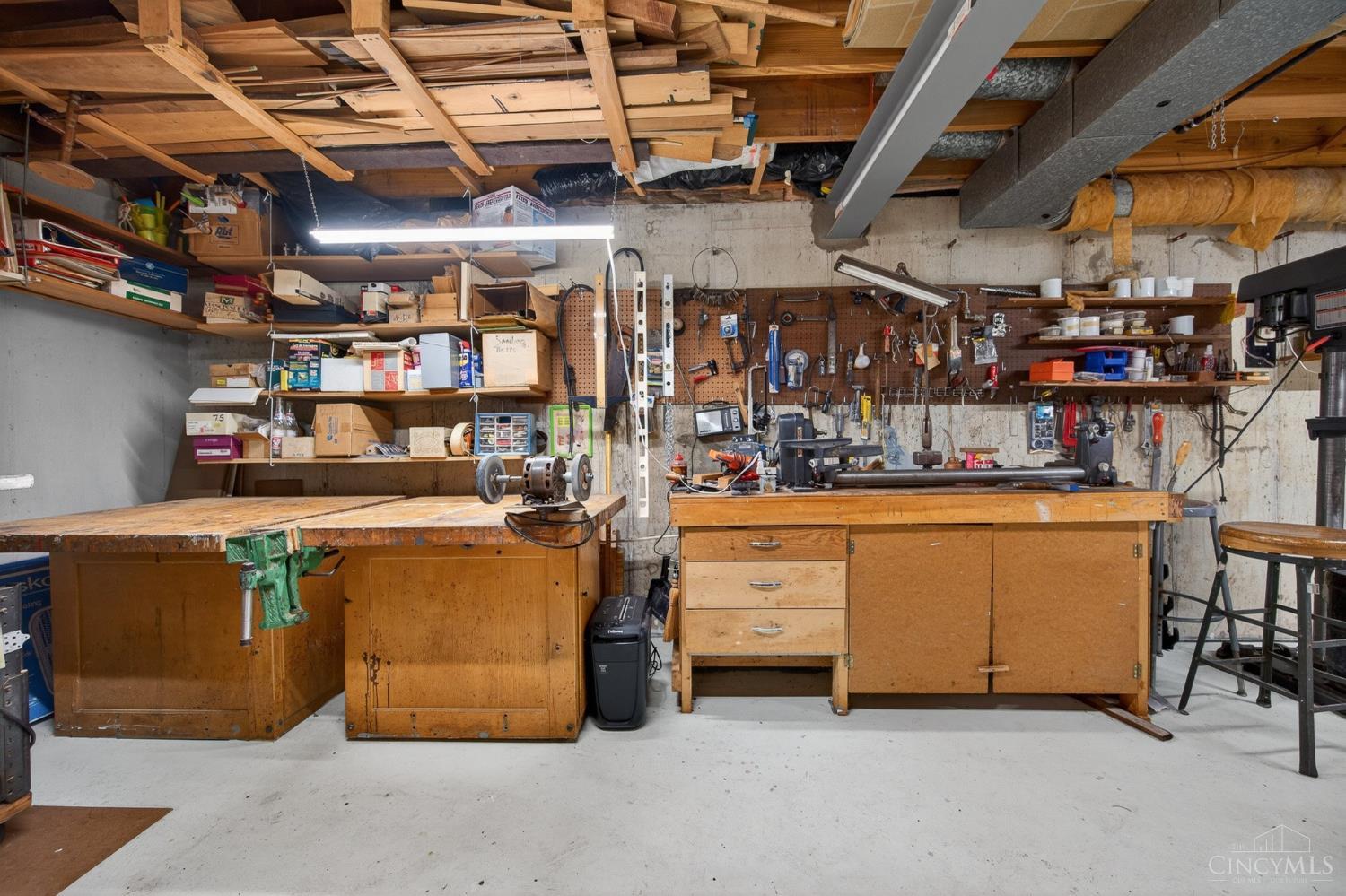 7087 Wyandotte Drive