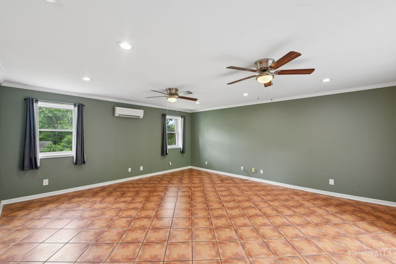 10421 Twinkle Lane