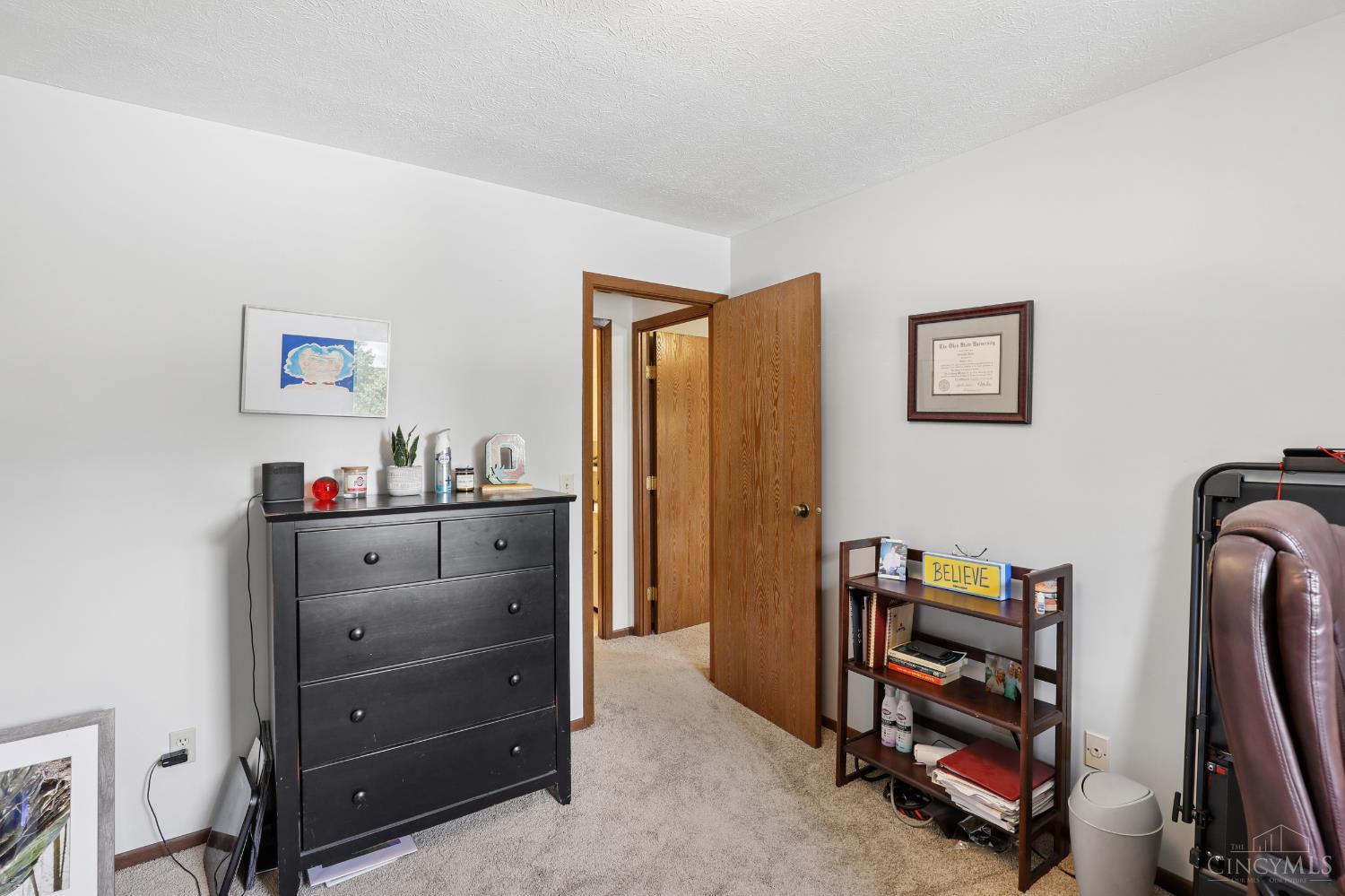 539 Davis Road 8