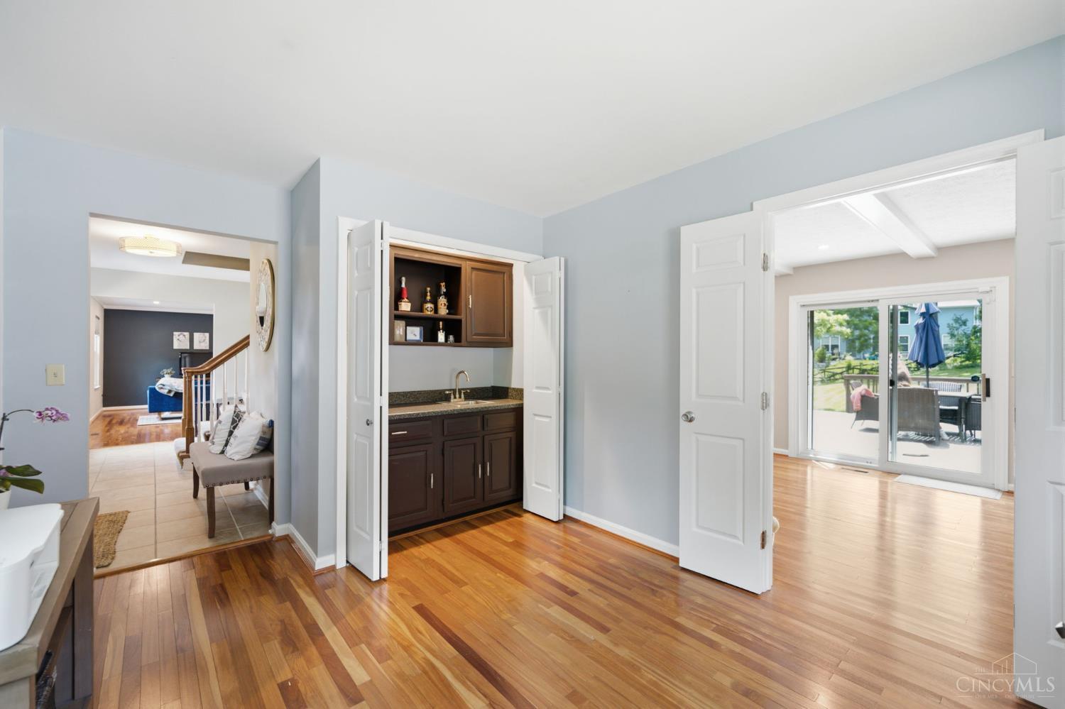 7229 Camargowoods Drive