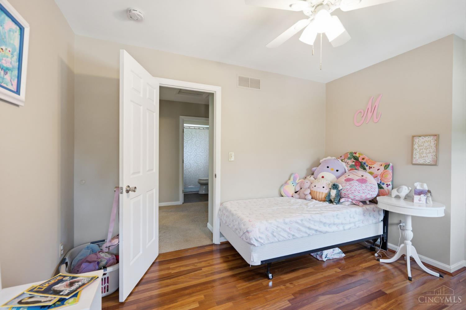 7229 Camargowoods Drive
