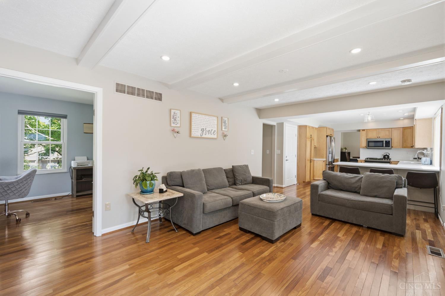 7229 Camargowoods Drive