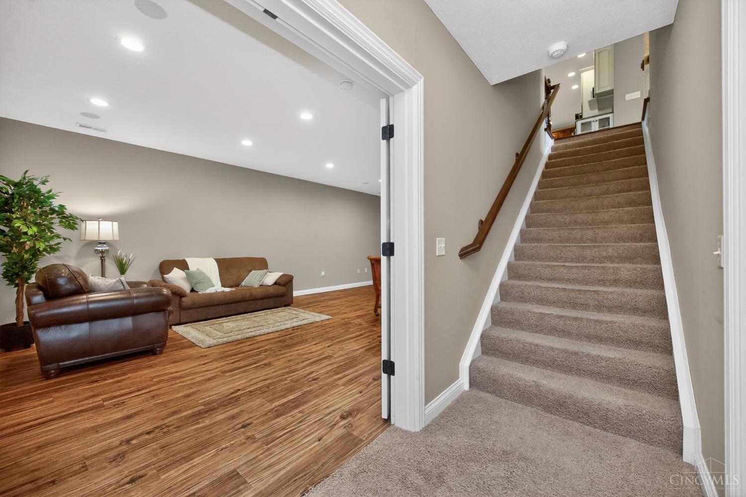 295 Hampton Place