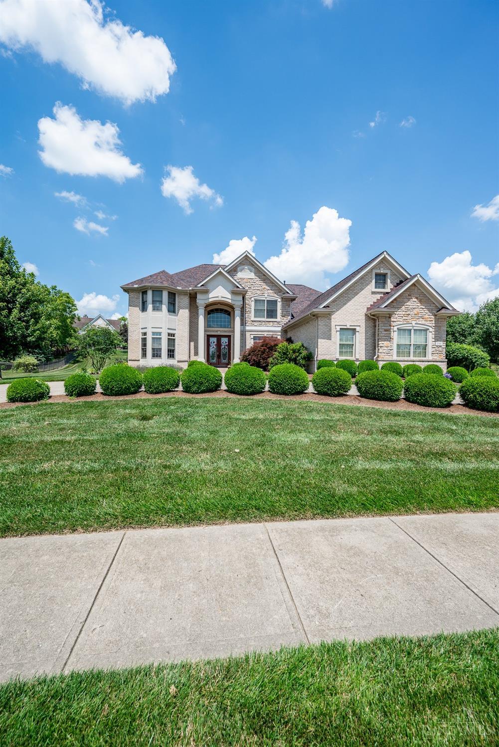 295 Hampton Place