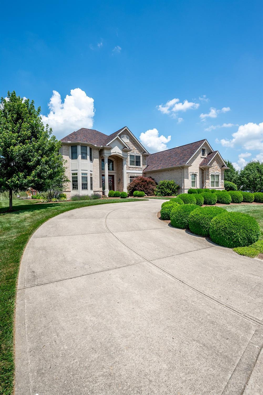 295 Hampton Place