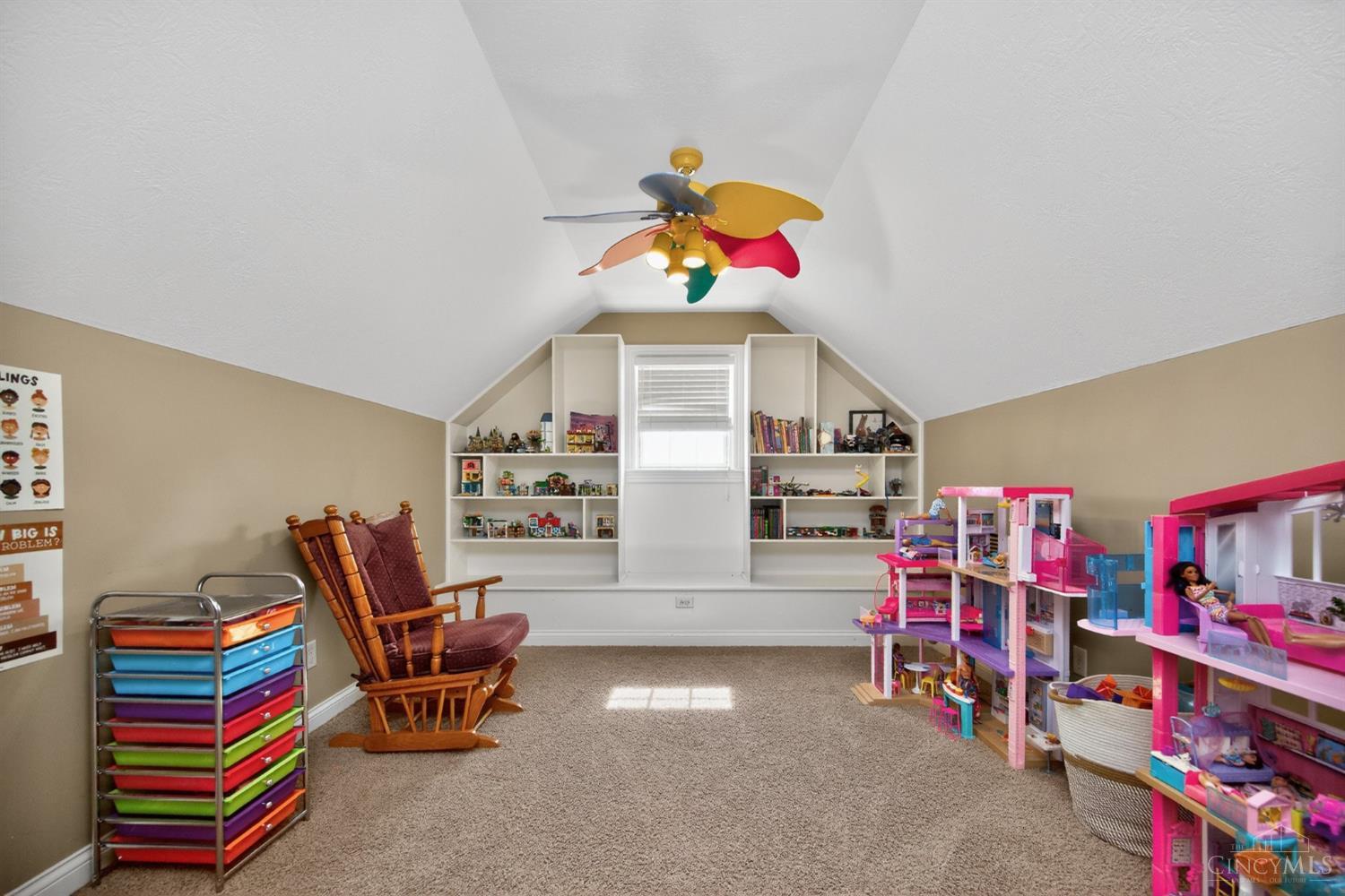 295 Hampton Place