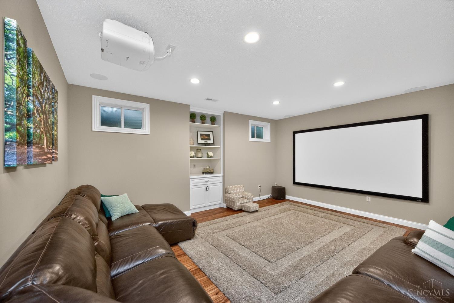 295 Hampton Place