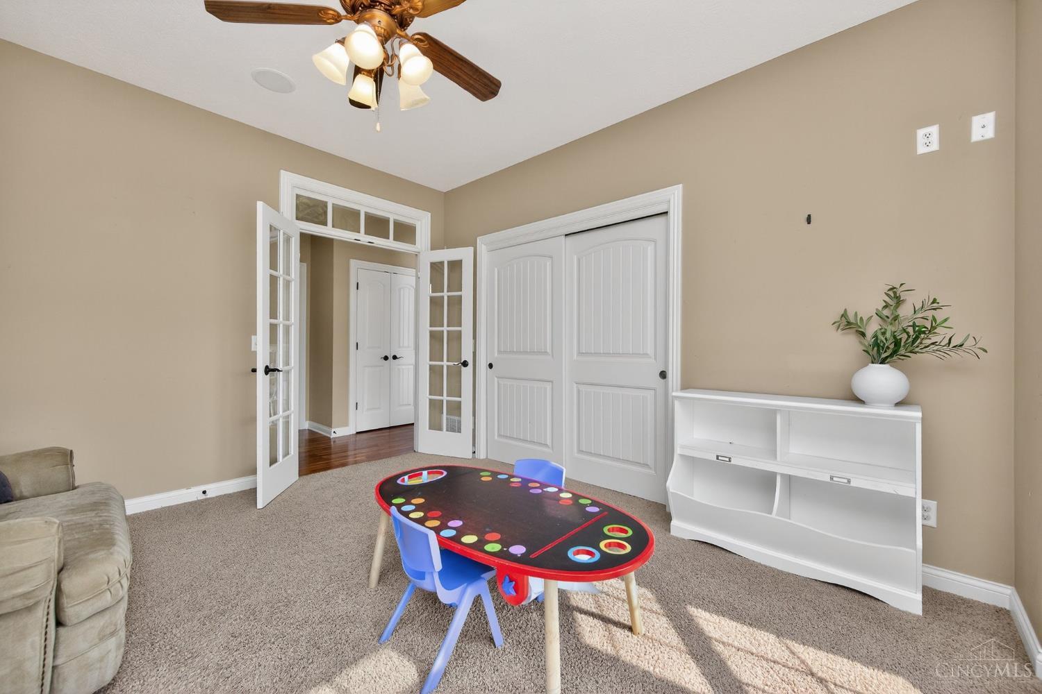 295 Hampton Place