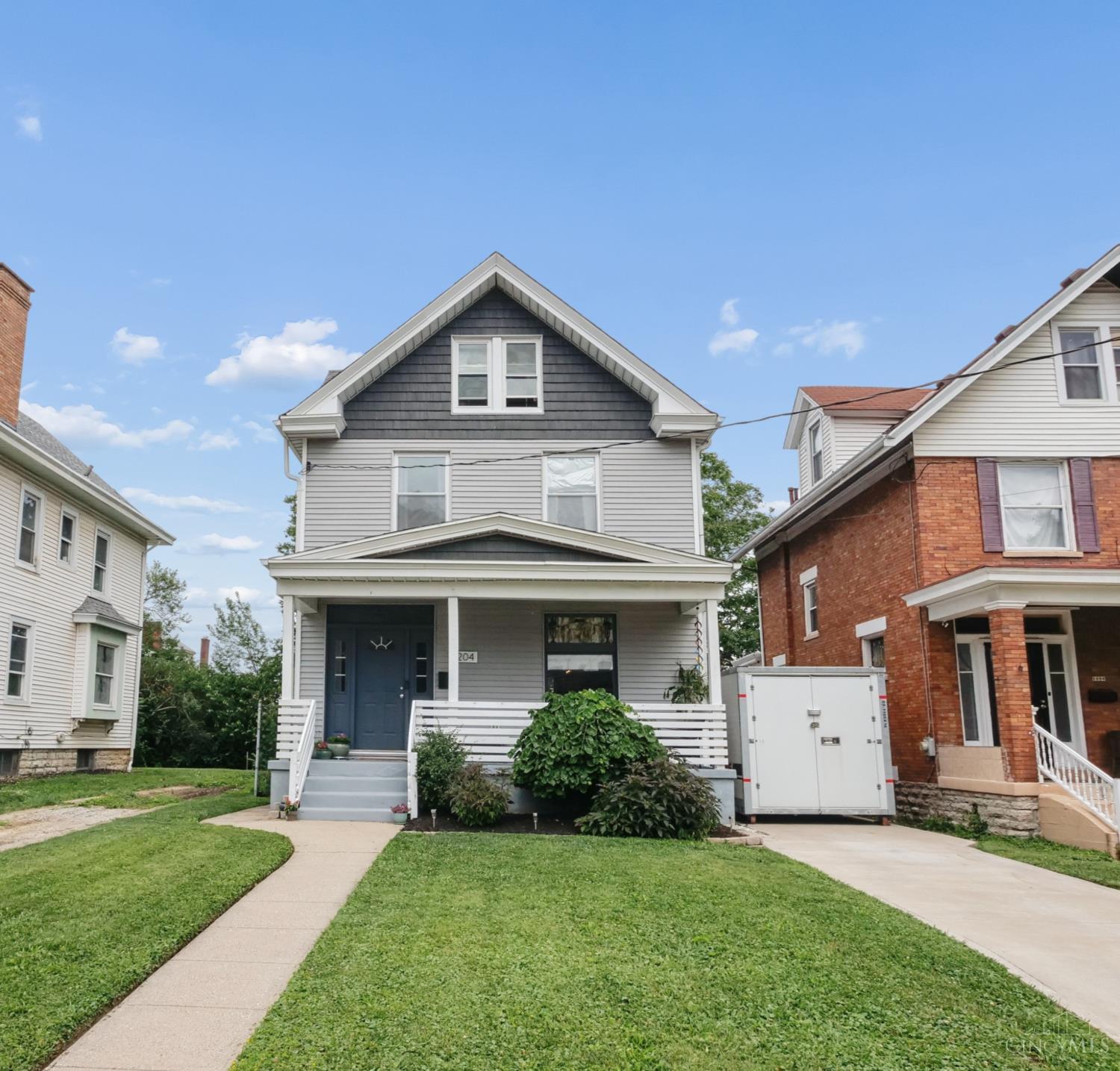2204 Kenilworth Ave.