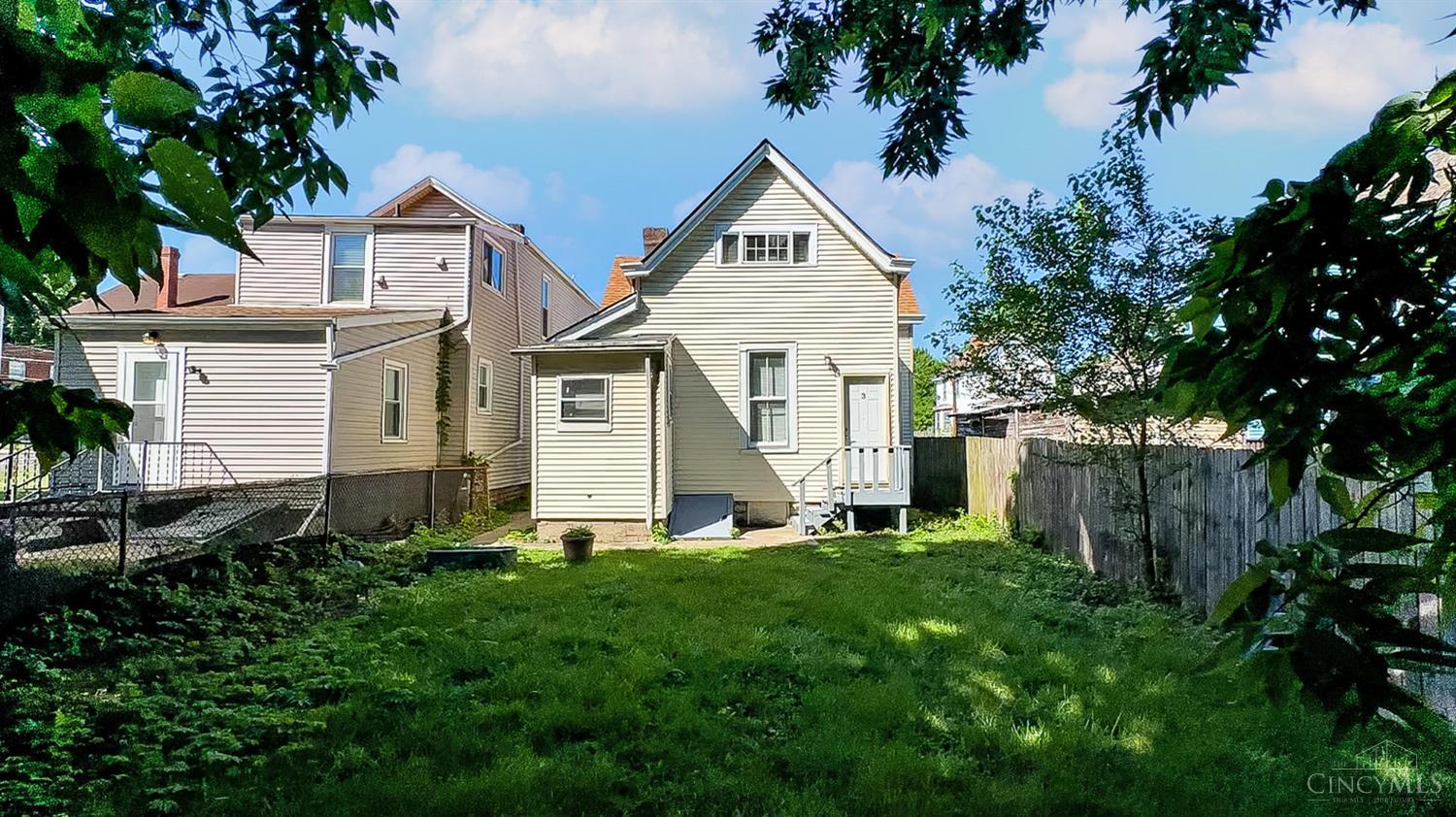 506 Maple Street
